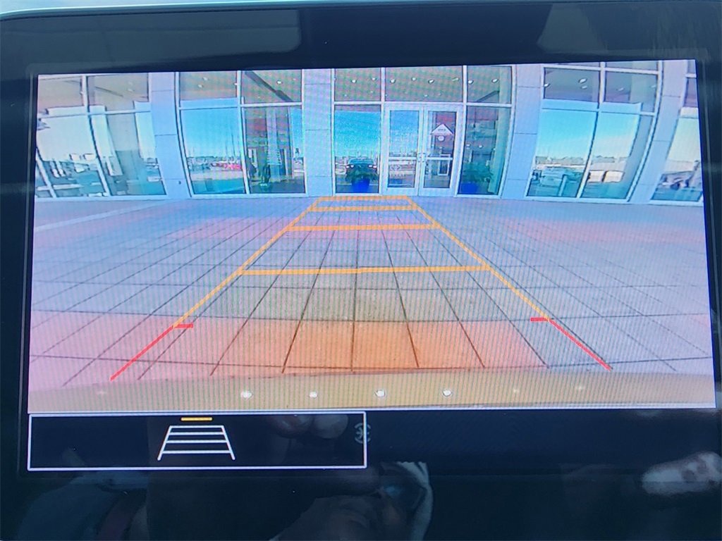 Used 2023 Chevrolet Malibu LT image 23