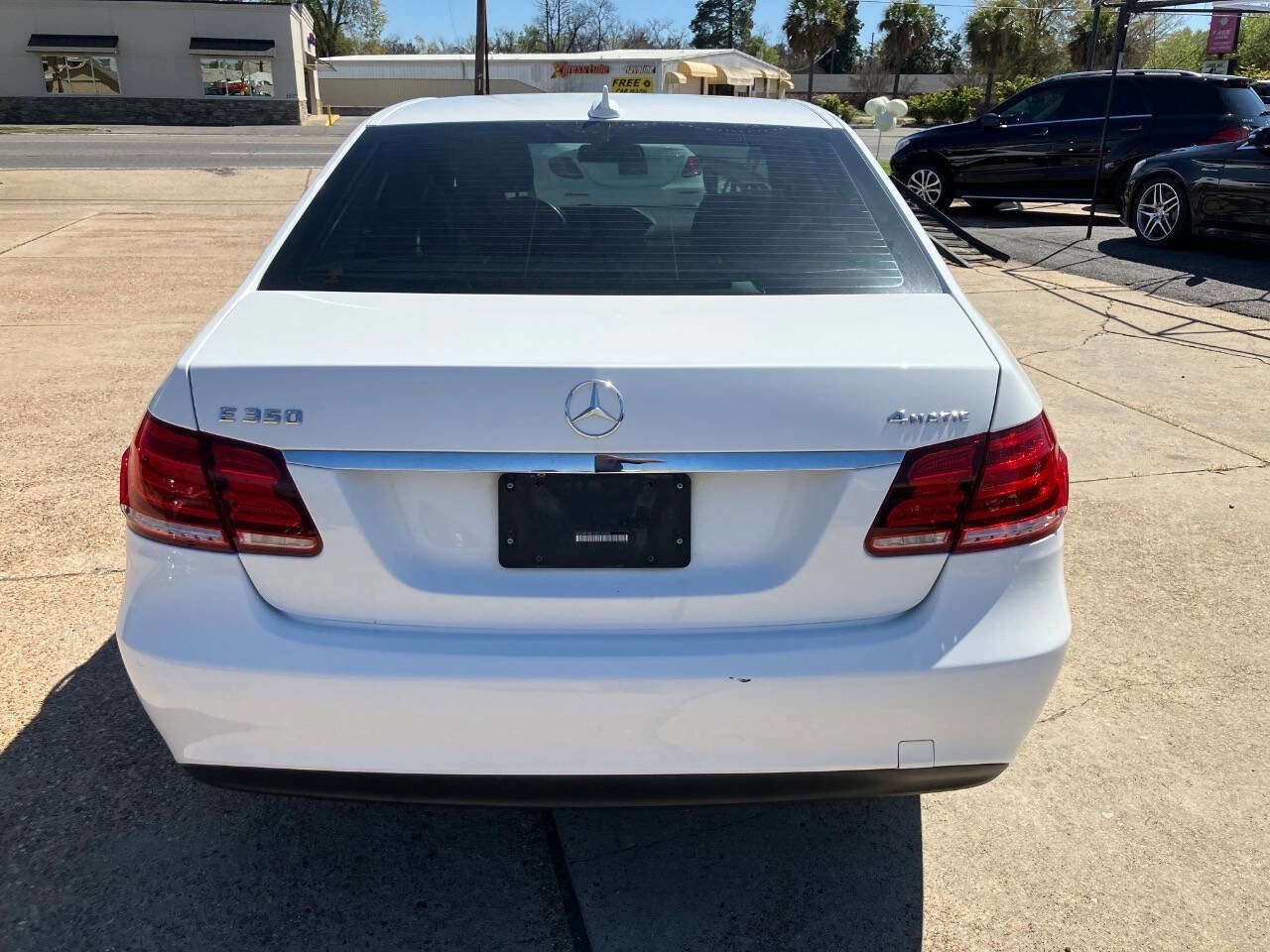 Used 2016 Mercedes-Benz E 350 4MATIC Sedan image 4