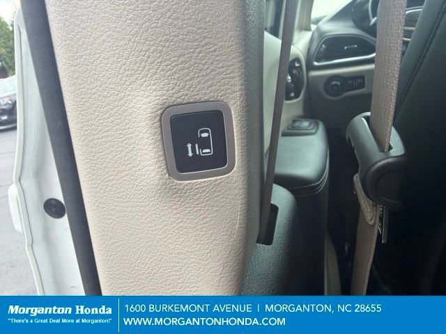 Used 2023 Chrysler Pacifica Limited w/ Uconnect Theater Family Group AWD/4WD image 26