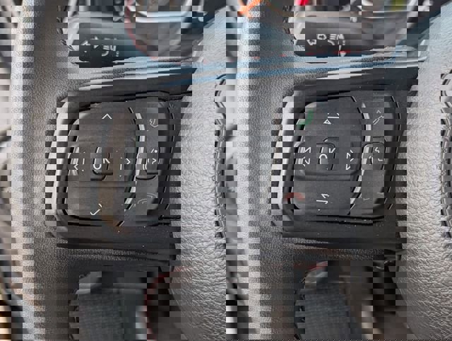 Used 2025 Jeep Wrangler Unlimited Rubicon image 24