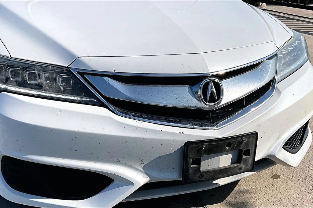 Used 2017 Acura ILX FWD image 33