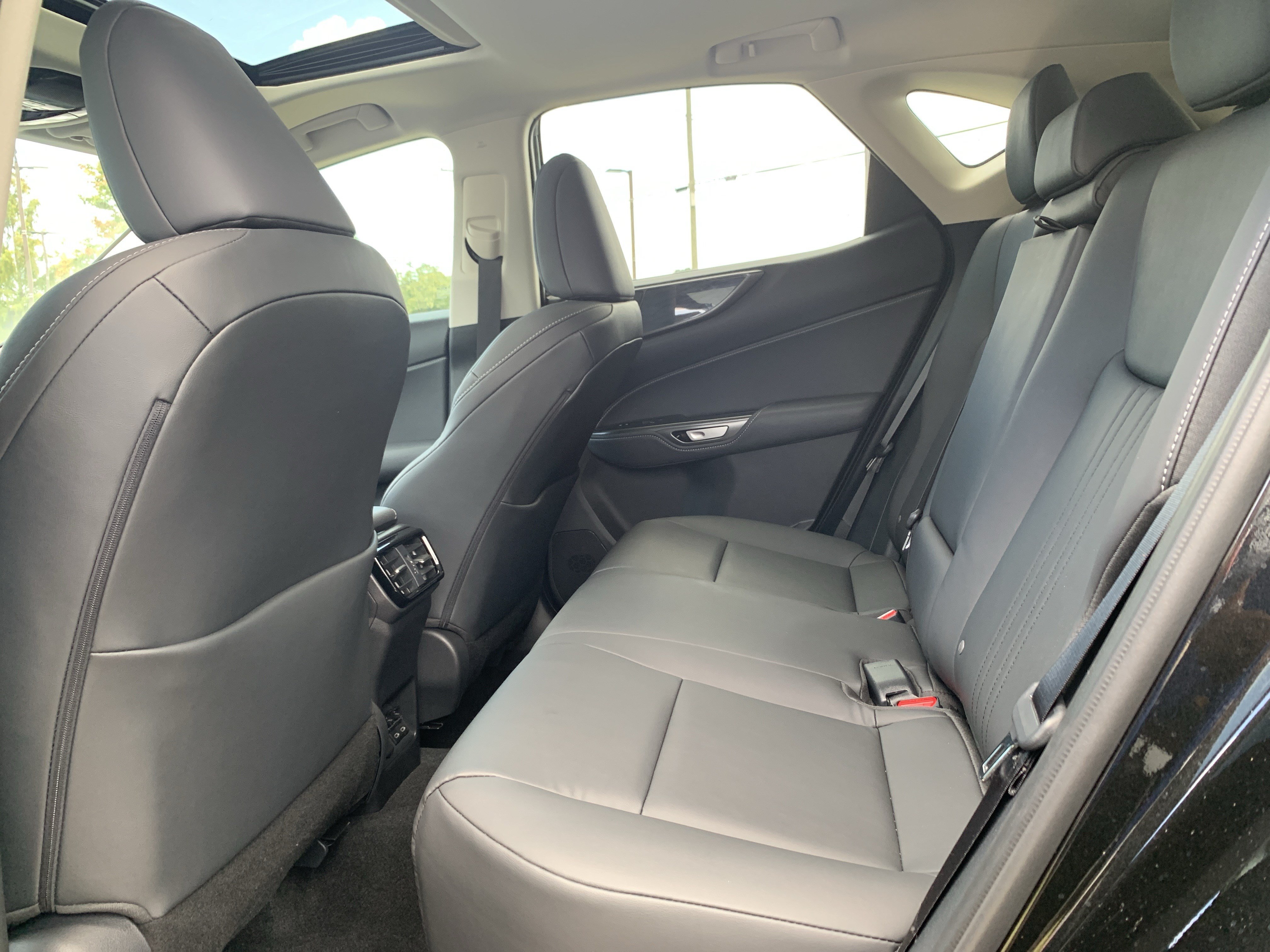 Certified 2025 Lexus NX 250 FWD w/ Accessory Package (2T) image 32