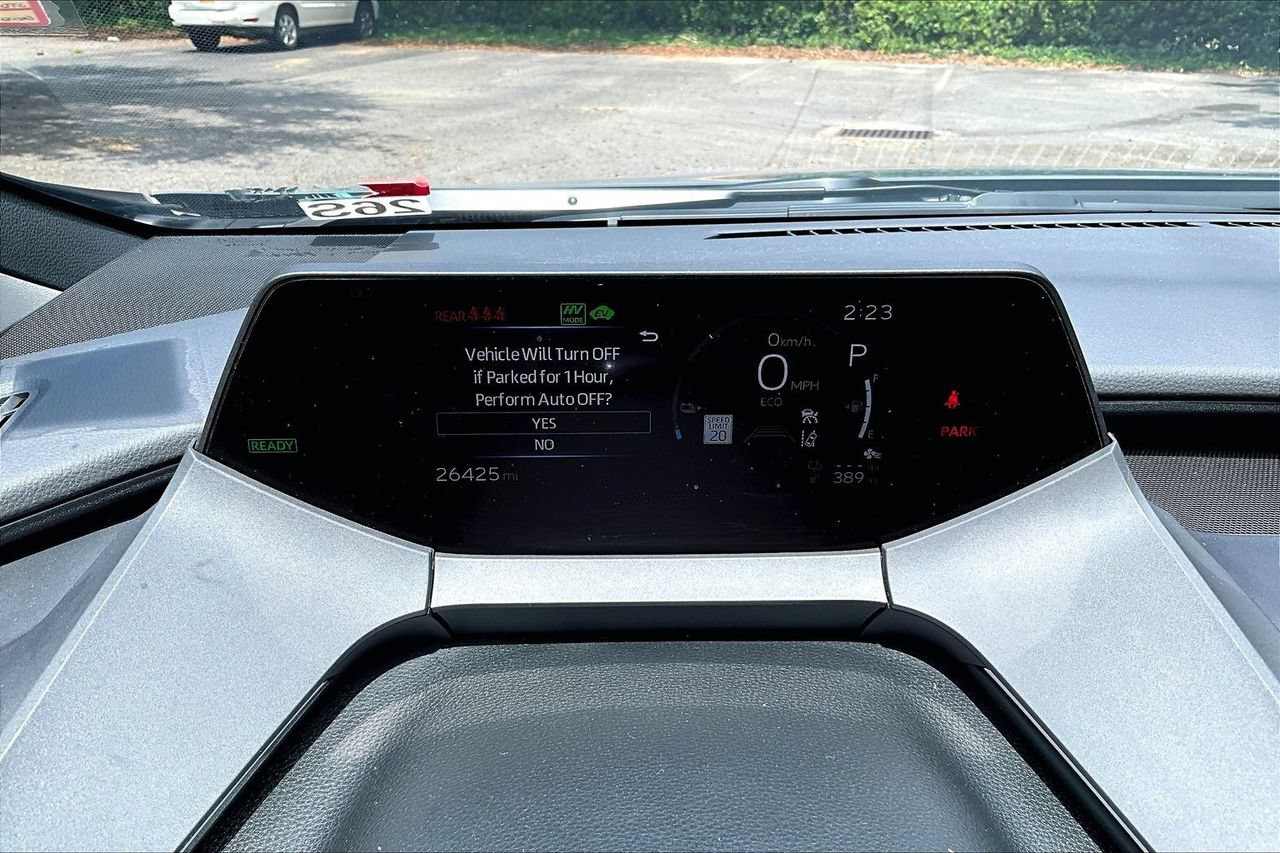 Used 2024 Toyota Prius Prime FWD image 12
