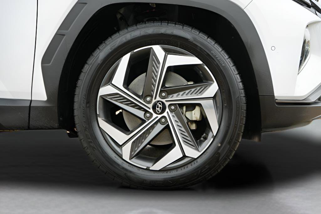 Used 2023 Hyundai Tucson Limited FWD image 9