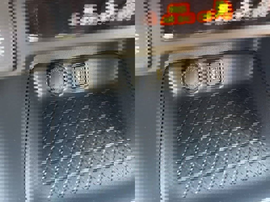 New 2025 Toyota RAV4 LE image 39