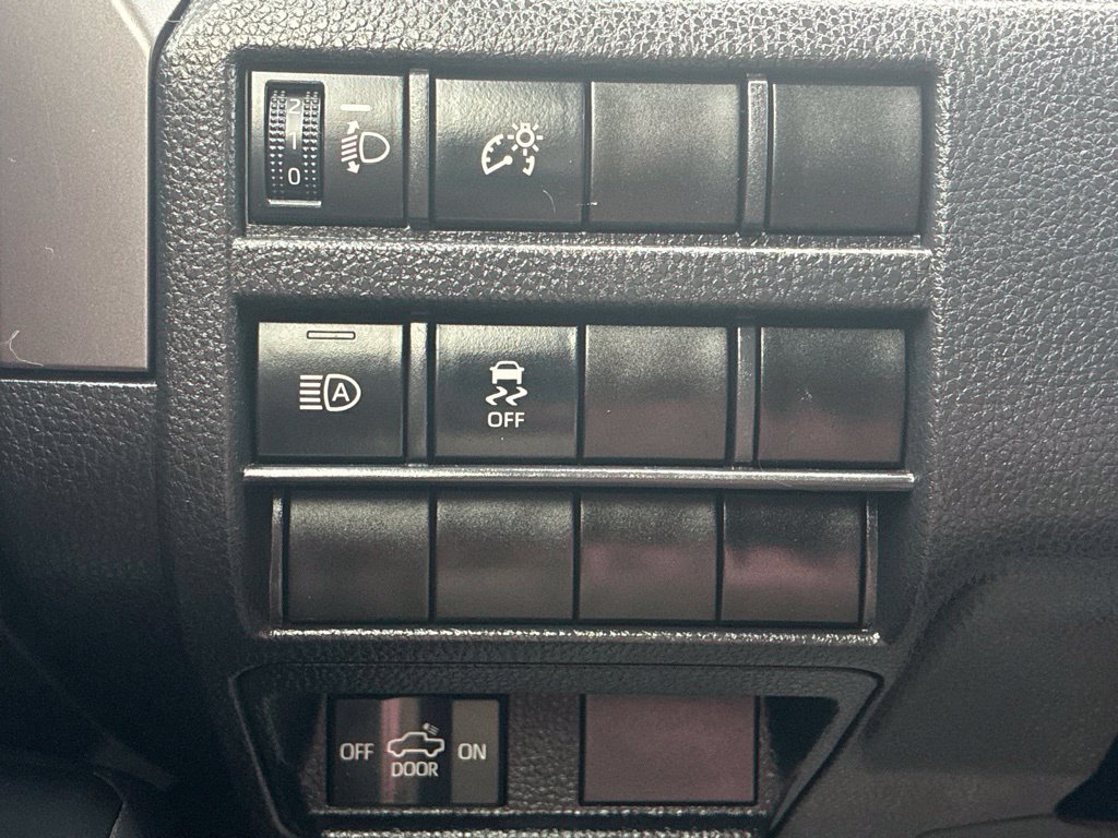 Used 2024 Toyota Tacoma TRD Off-Road AWD/4WD image 29