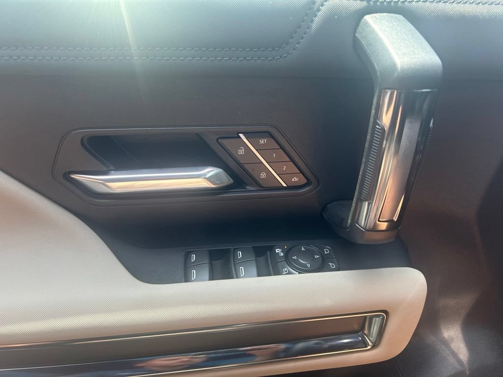 New 2026 GMC Hummer EV SUV AWD/4WD image 18