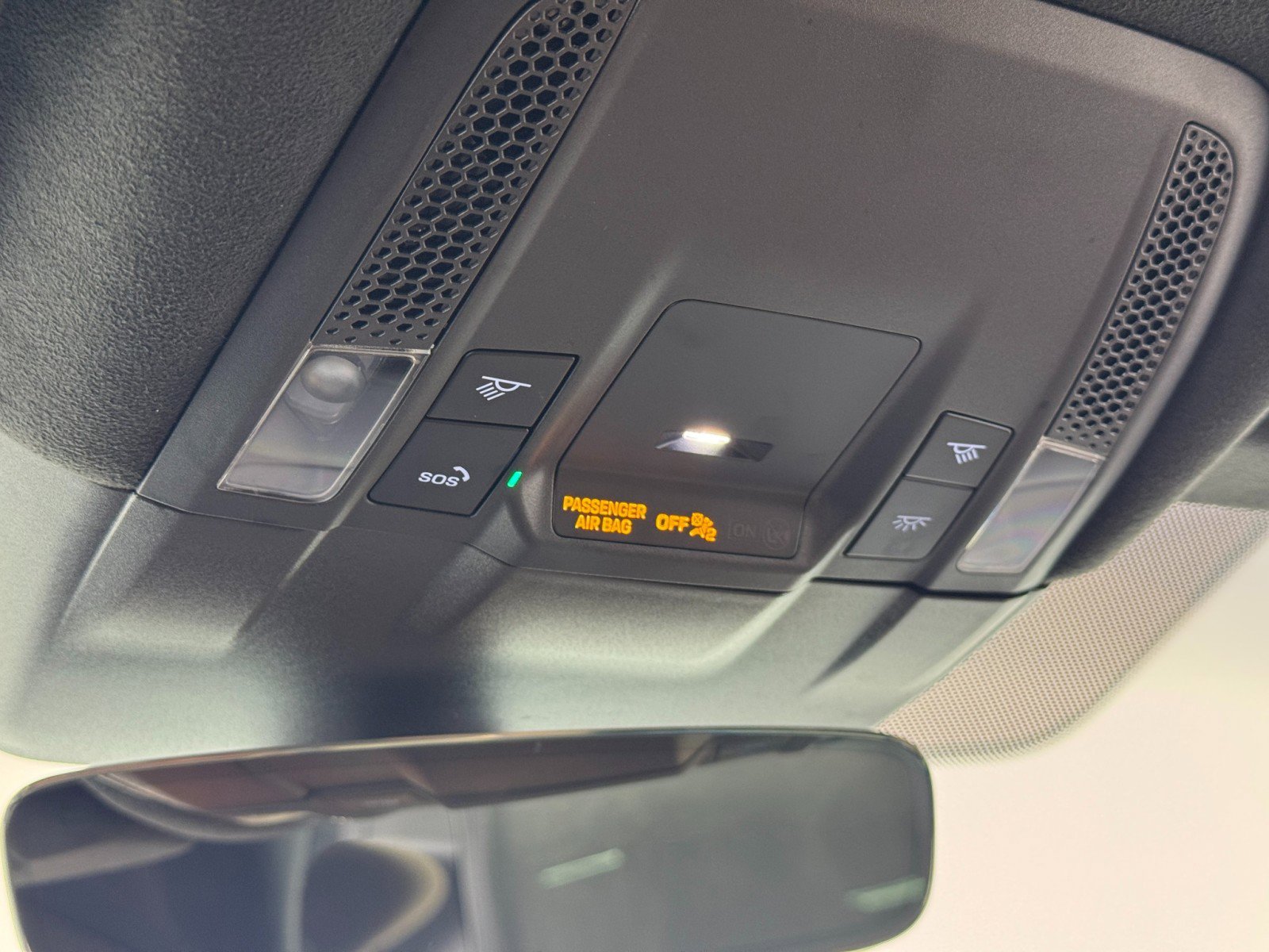 Used 2020 Porsche Taycan Turbo image 35