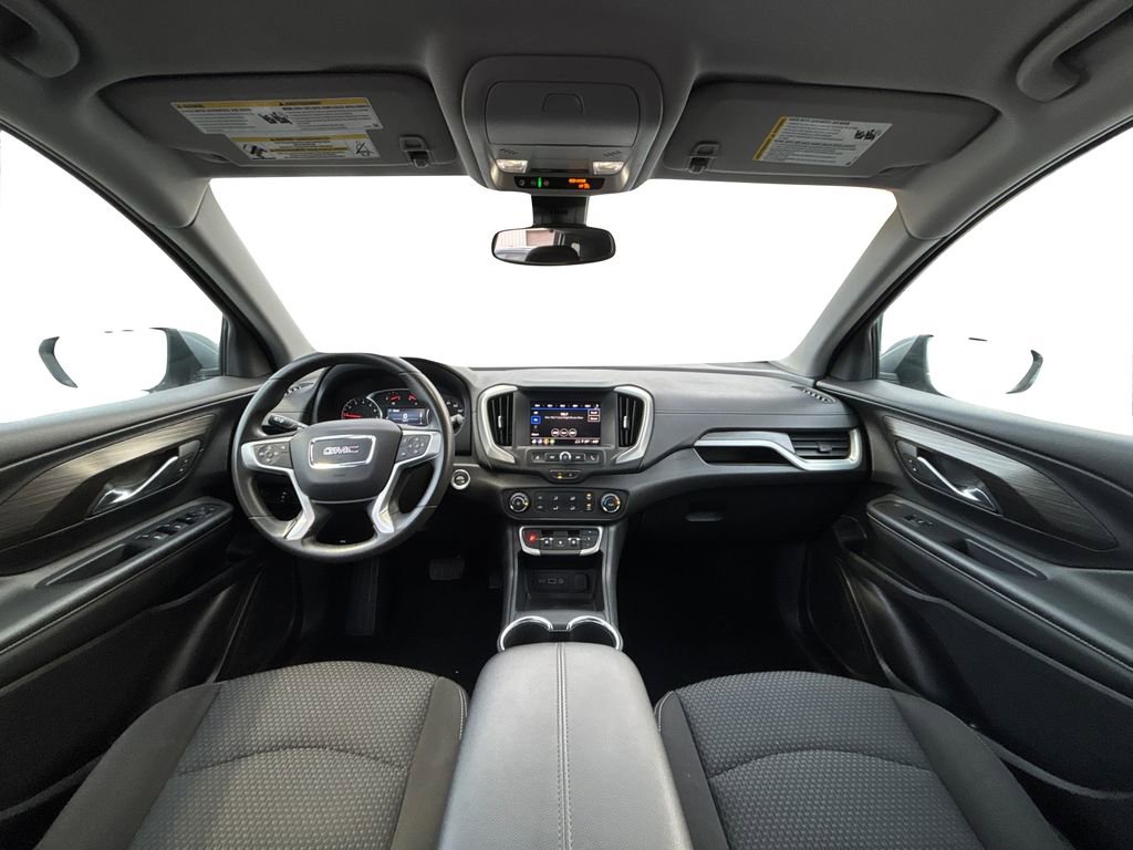 Used 2024 GMC Terrain SLE image 17