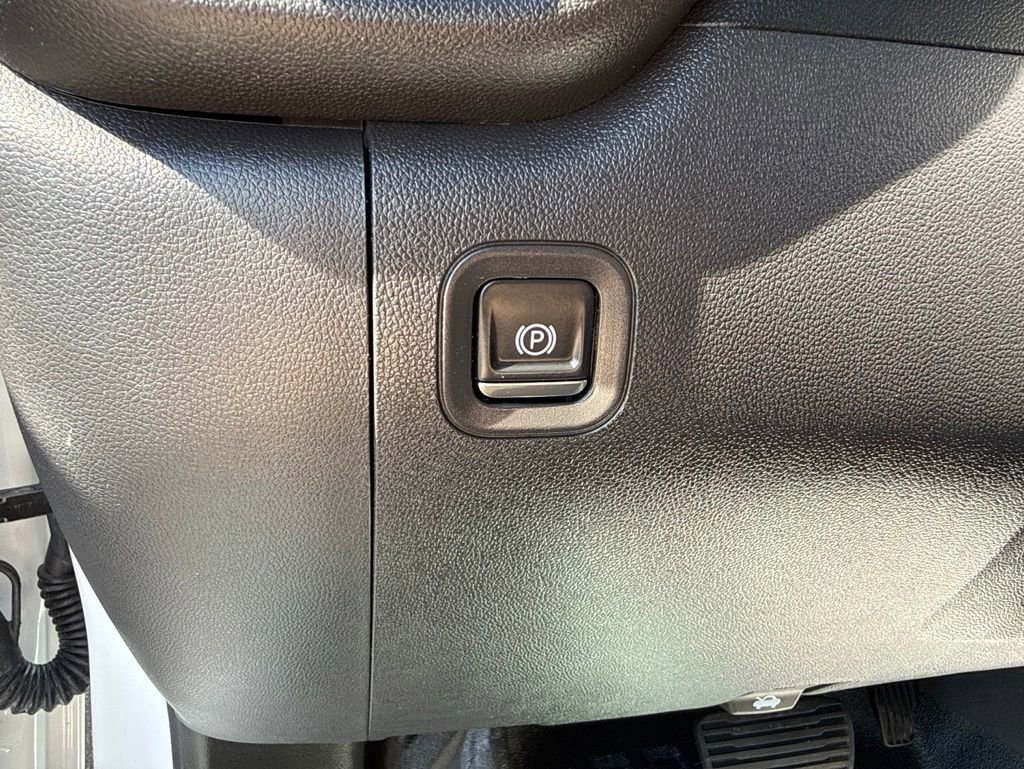 Used 2026 Chevrolet Silverado 1500 W/T w/ WT Convenience Package AWD/4WD image 18