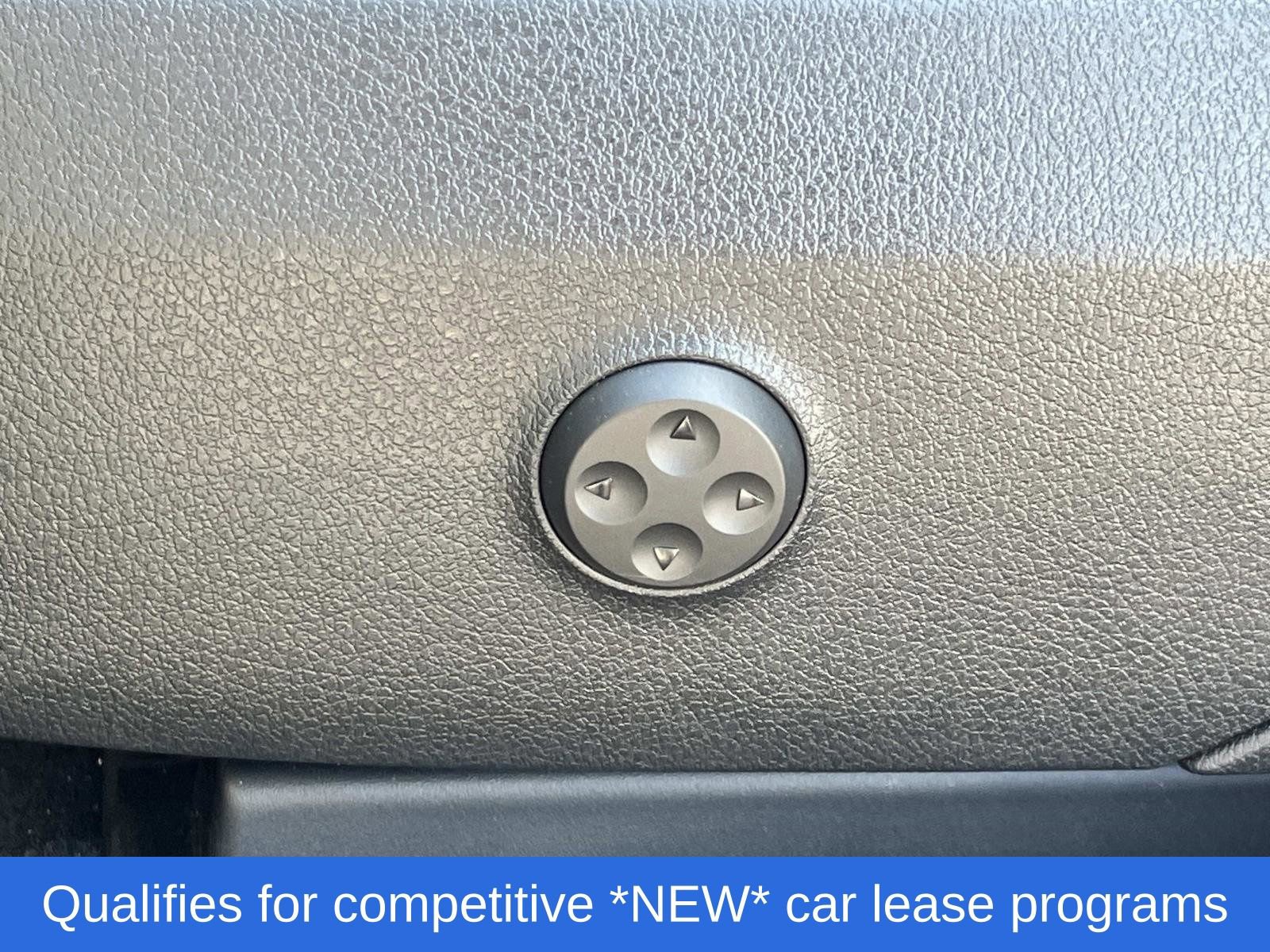 Used 2025 Mercedes-Benz GLC 300 image 23