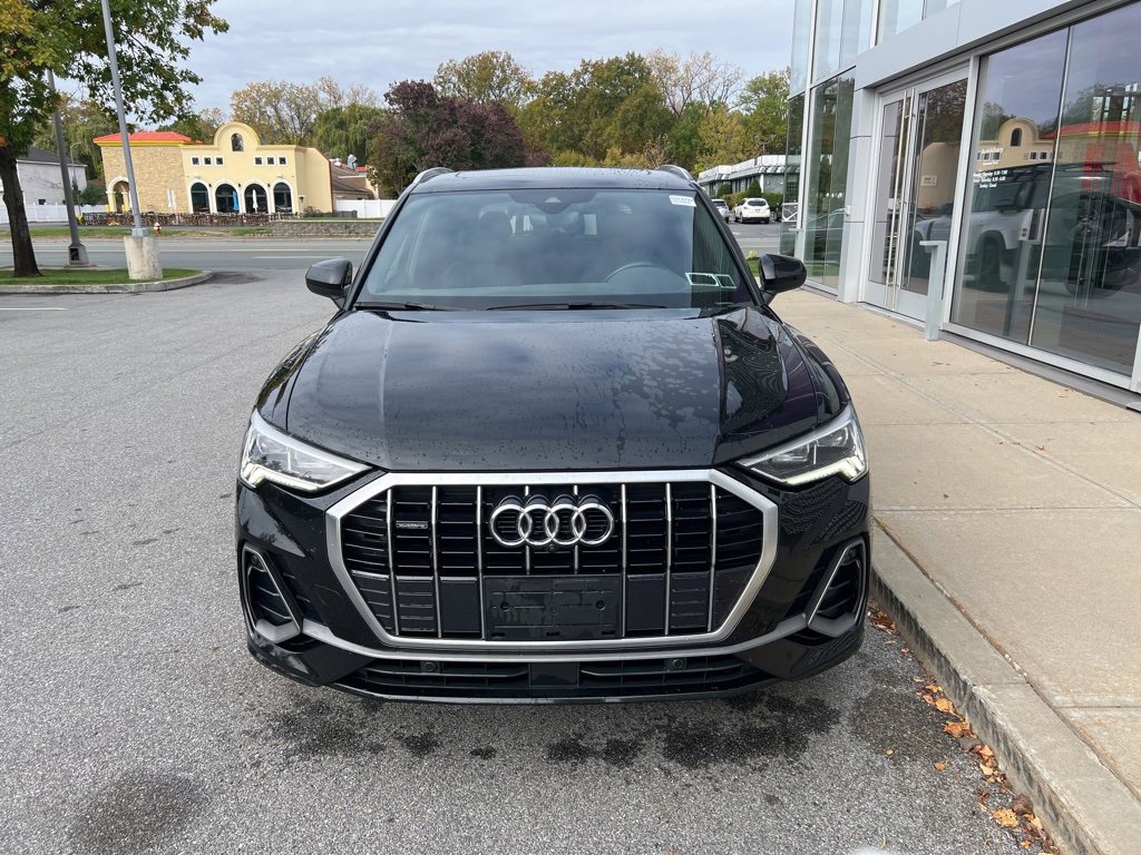 Used 2022 Audi Q3 2.0T Premium Plus w/ Premium Plus Package image 47