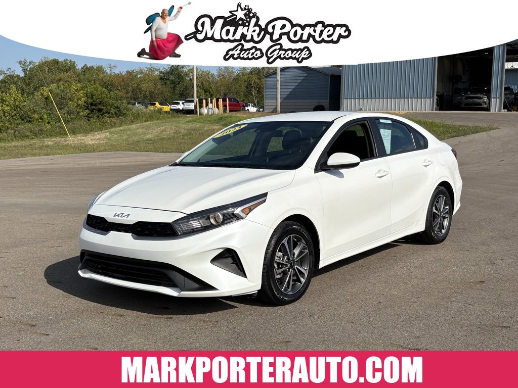Used 2023 Kia Forte LXS FWD image 1
