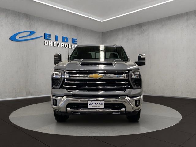 New 2026 Chevrolet Silverado 3500 LTZ w/ LTZ Plus Package image 4