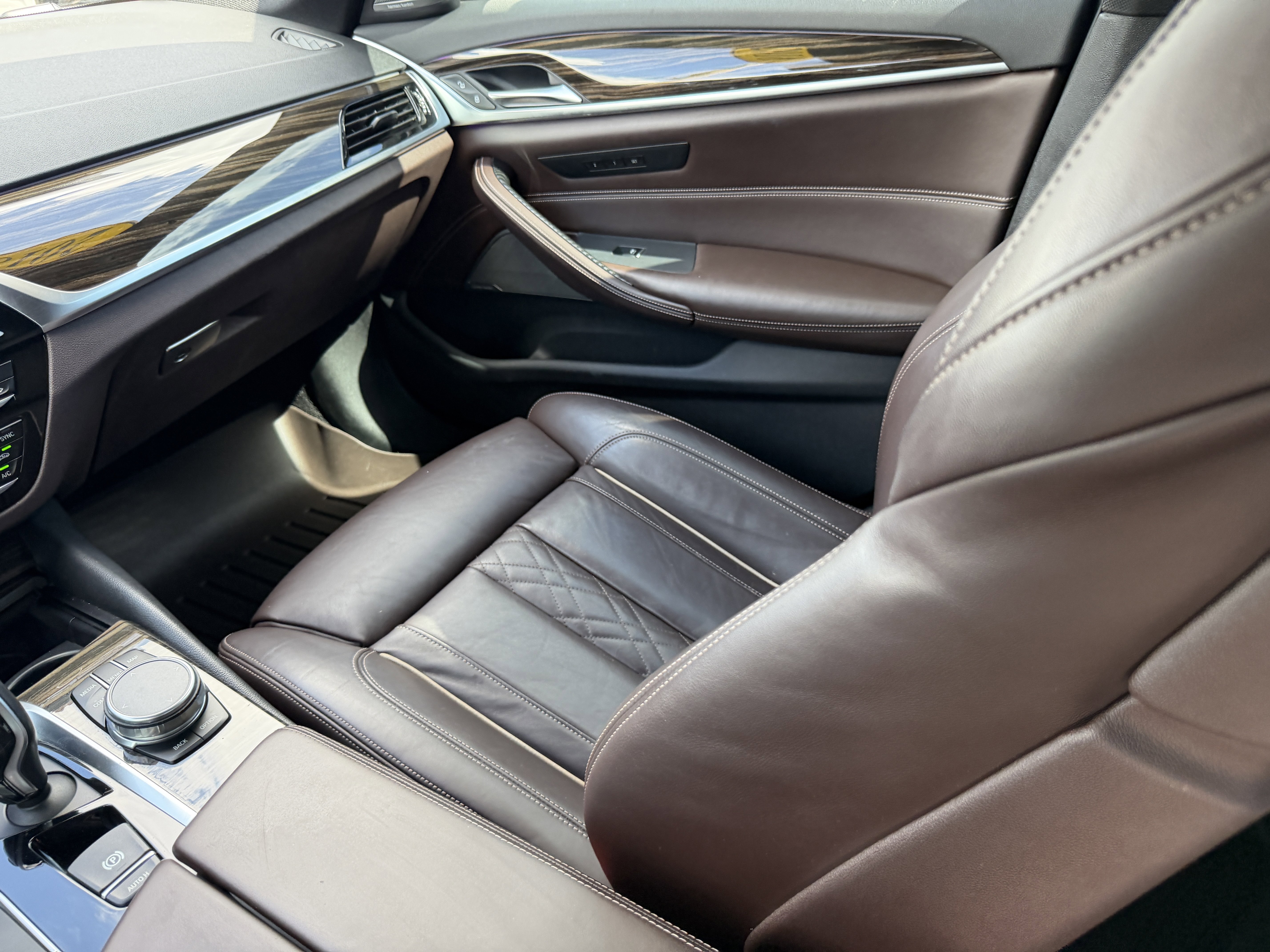 Used 2018 BMW 540i image 17