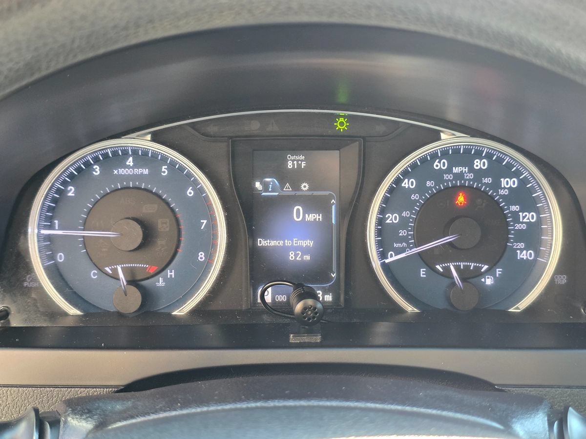 Used 2017 Toyota Camry LE FWD image 27