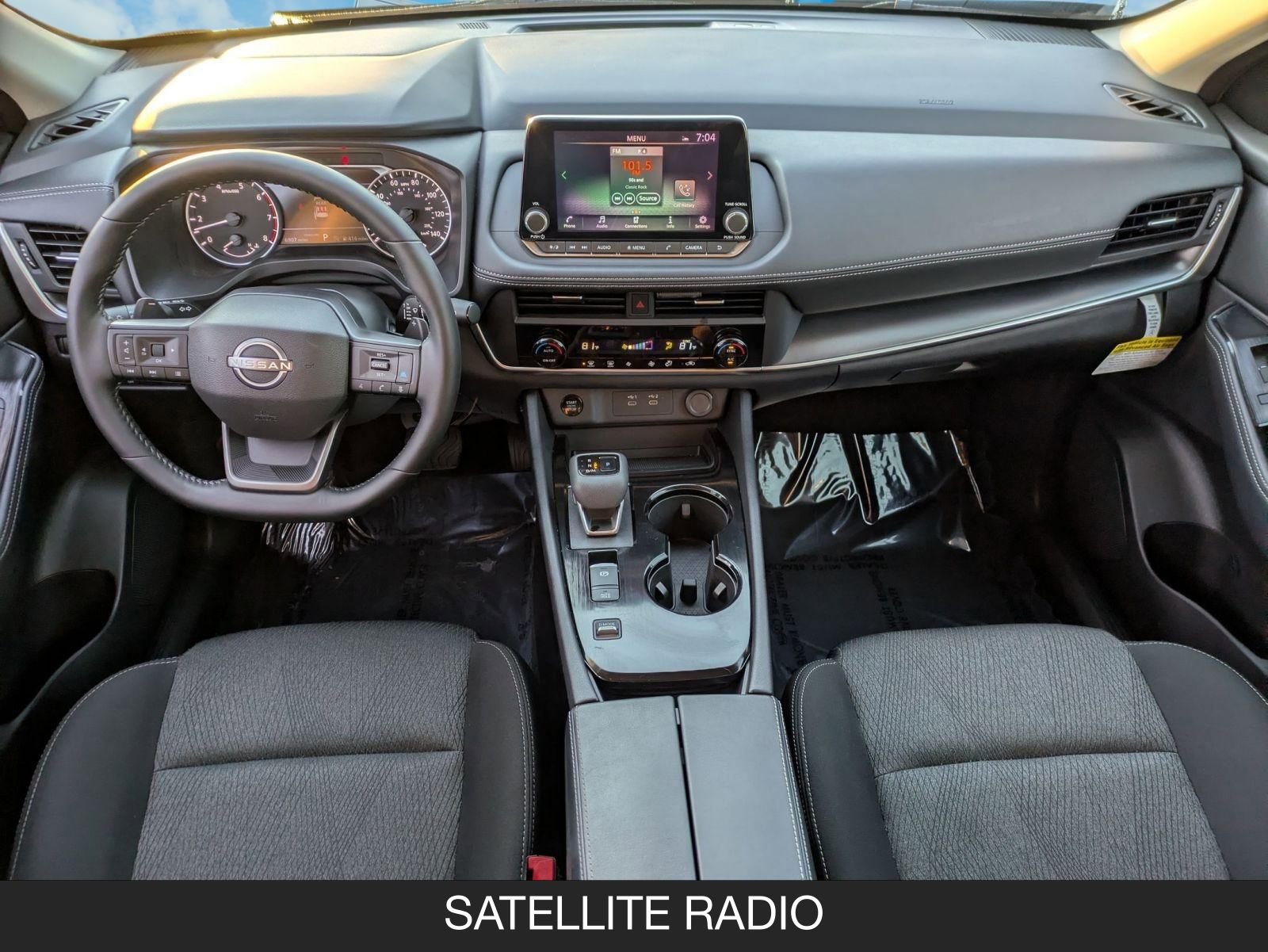 Certified 2025 Nissan Rogue SV image 13