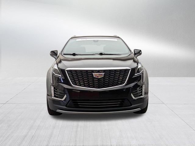 Used 2024 Cadillac XT5 Premium Luxury AWD/4WD image 2