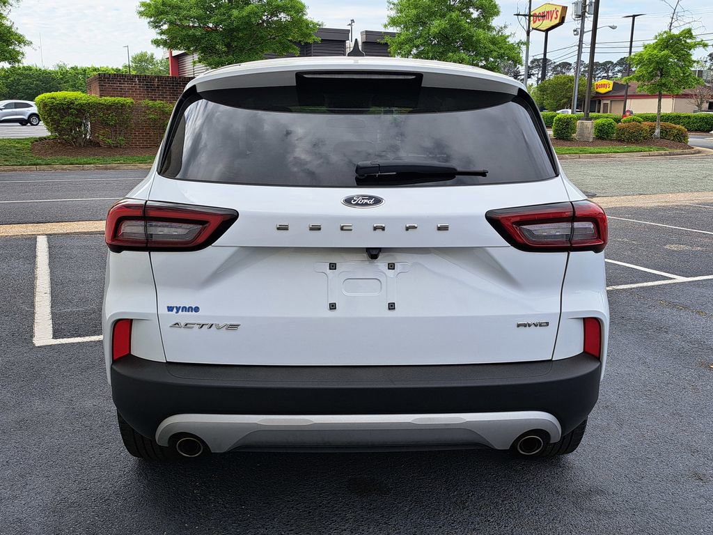 Used 2024 Ford Escape Active AWD/4WD image 5