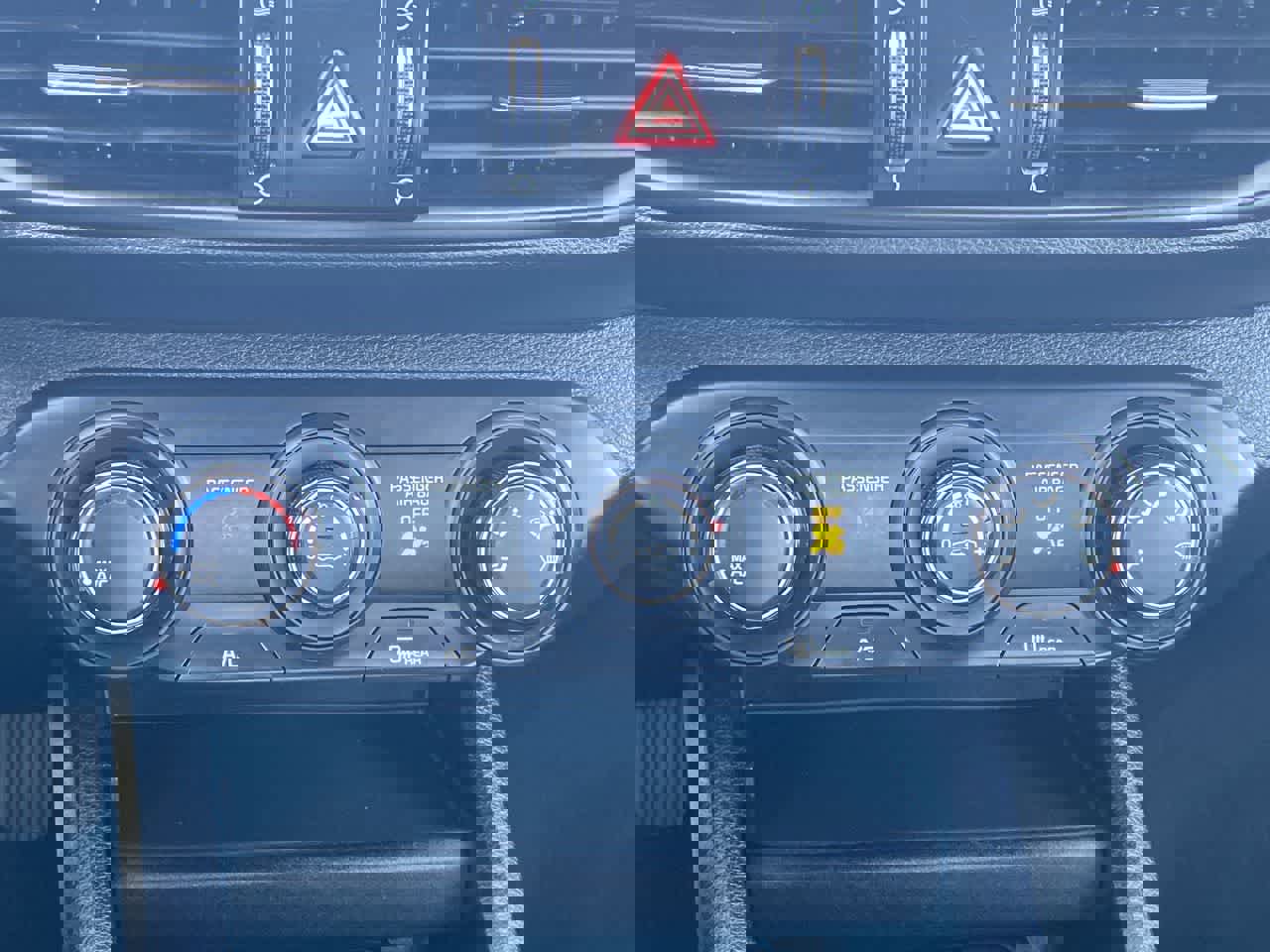 Used 2024 Kia Forte LXS image 18