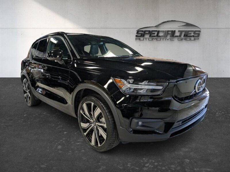 Used 2021 Volvo XC40 P8 Recharge w/ Advanced Package