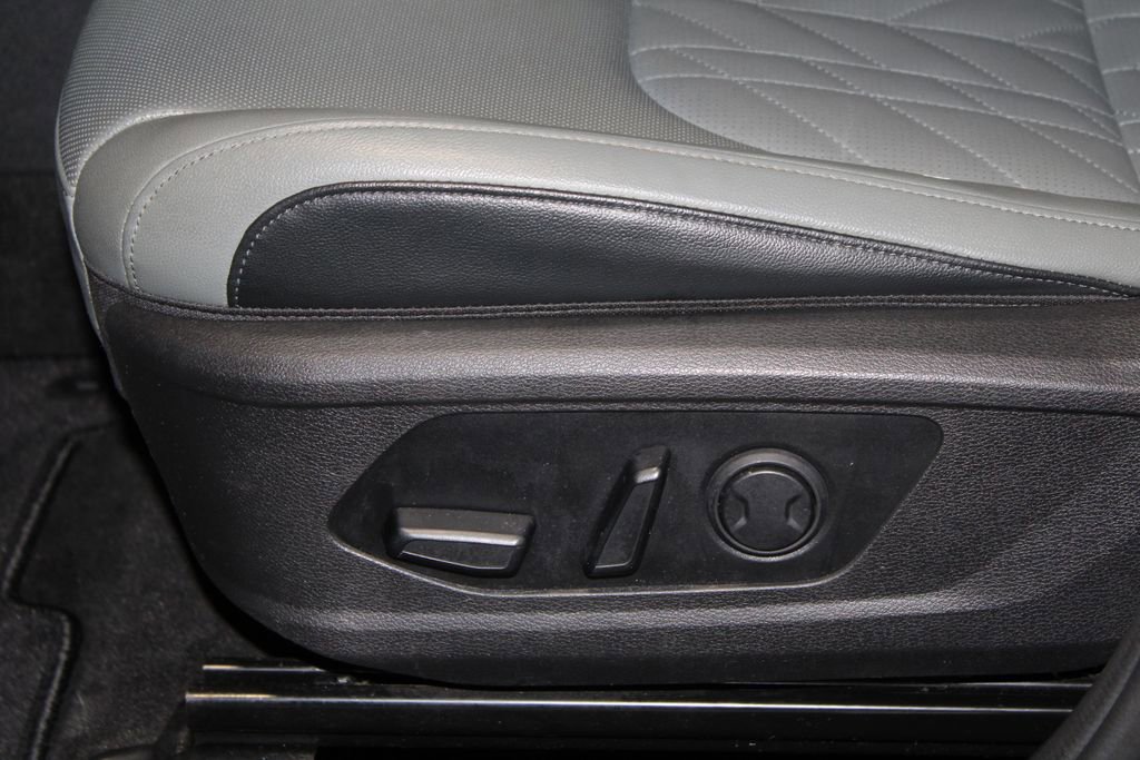 Used 2023 Kia Sportage X-Line w/ X-Line Premium Package image 13