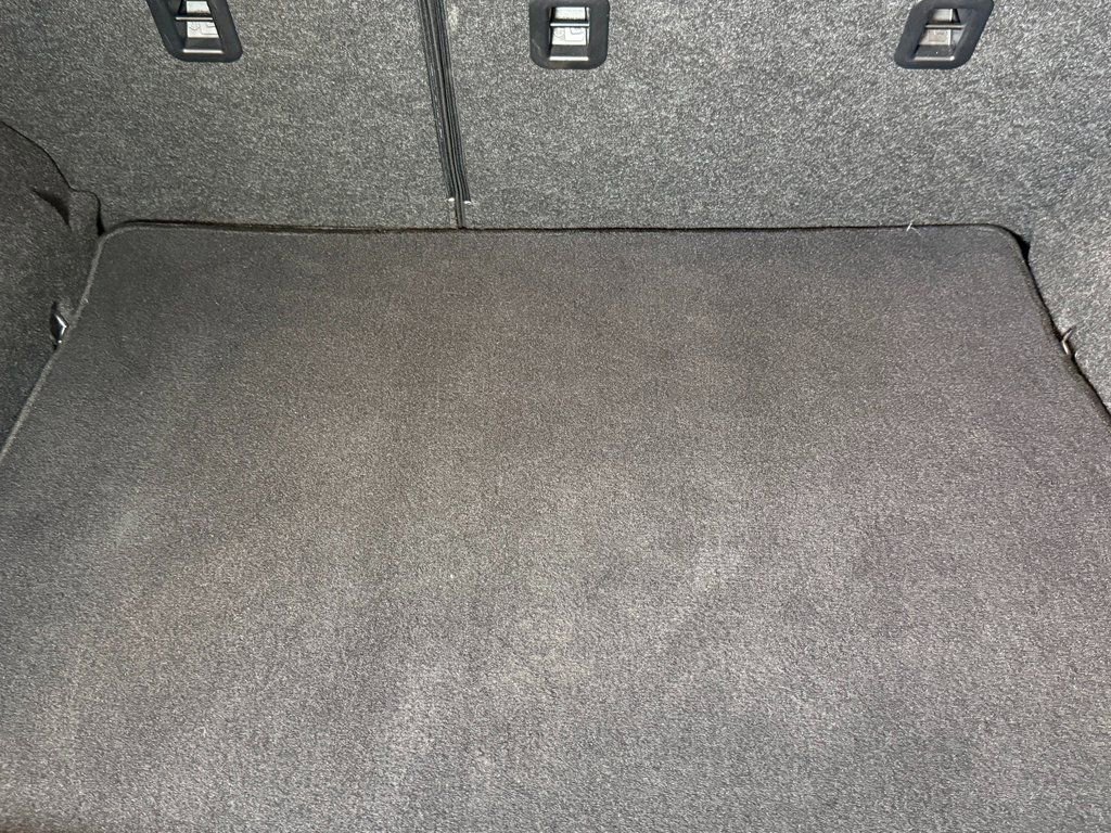 Used 2017 Toyota Corolla iM image 21