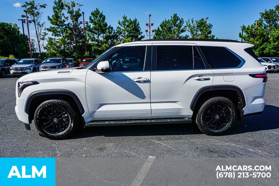 Used 2025 Toyota Sequoia SR5 AWD/4WD image 6