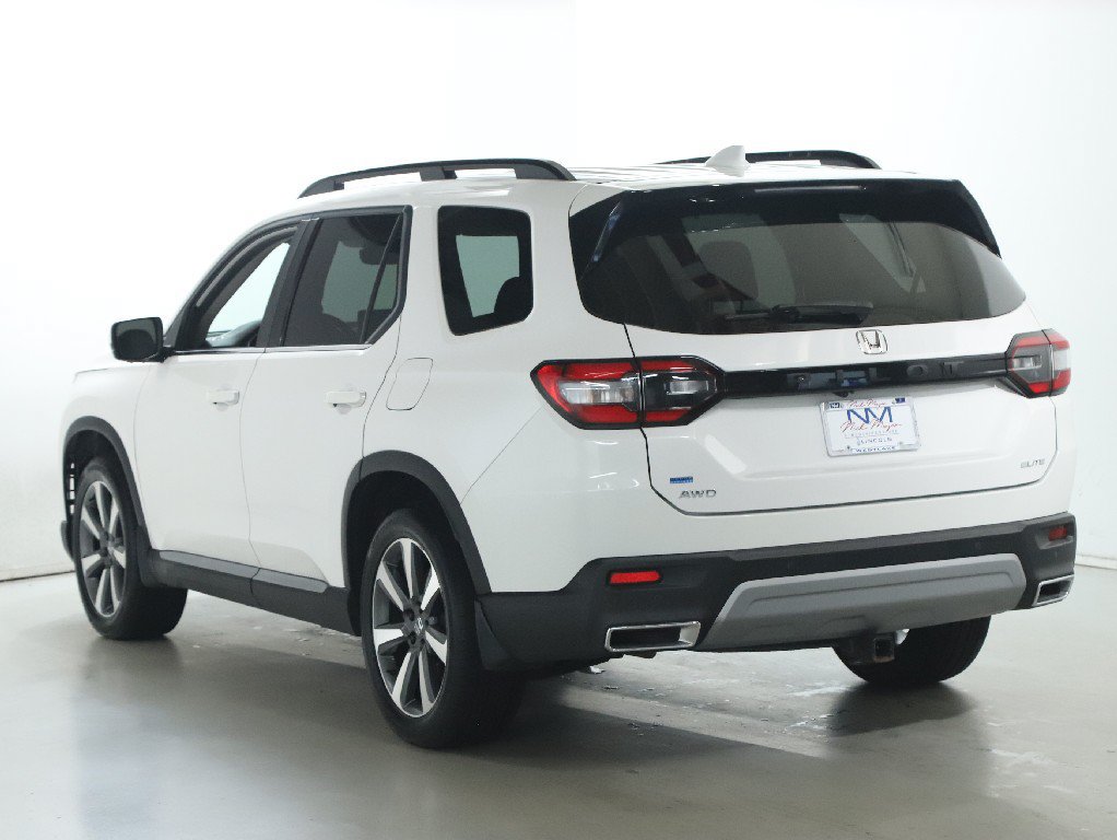 Used 2024 Honda Pilot Elite image 42