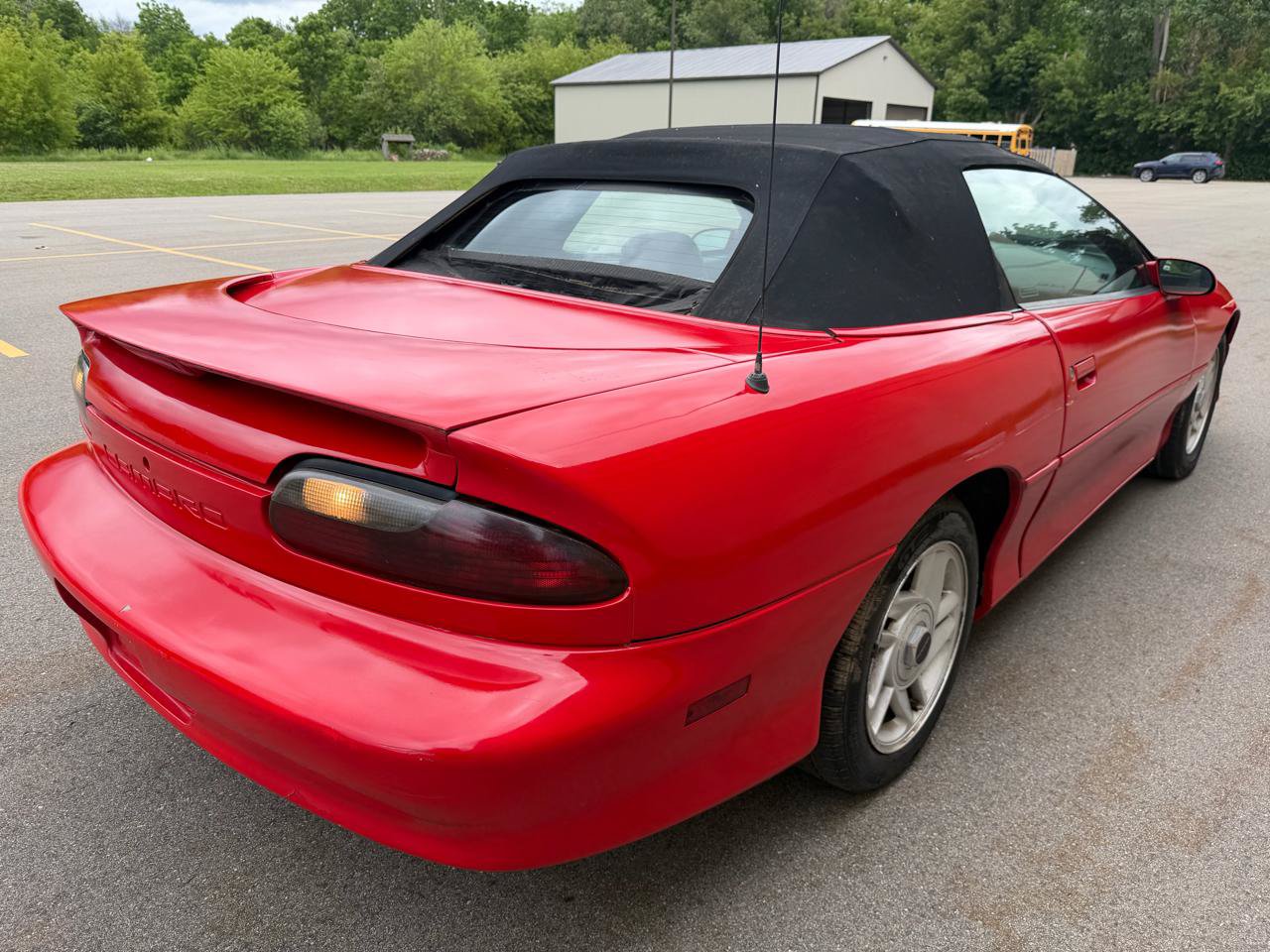 Used 1995 Chevrolet Camaro LT RWD image 5