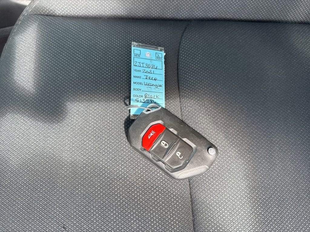 Used 2021 Jeep Wrangler Unlimited Sport image 31