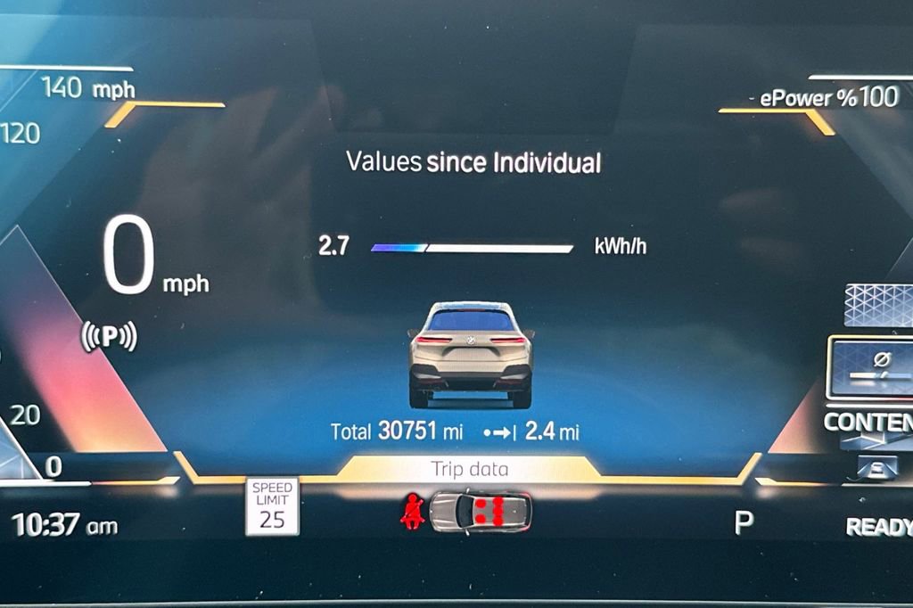 Used 2023 BMW iX xDrive50 image 30