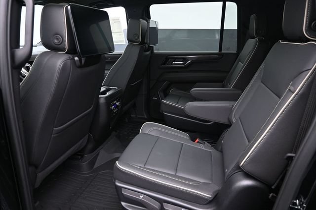 New 2026 GMC Yukon XL Elevation w/ Elevation Premium Package AWD/4WD image 16