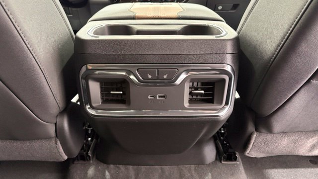 New 2026 Chevrolet Silverado 3500 High Country w/ Technology Package AWD/4WD image 29