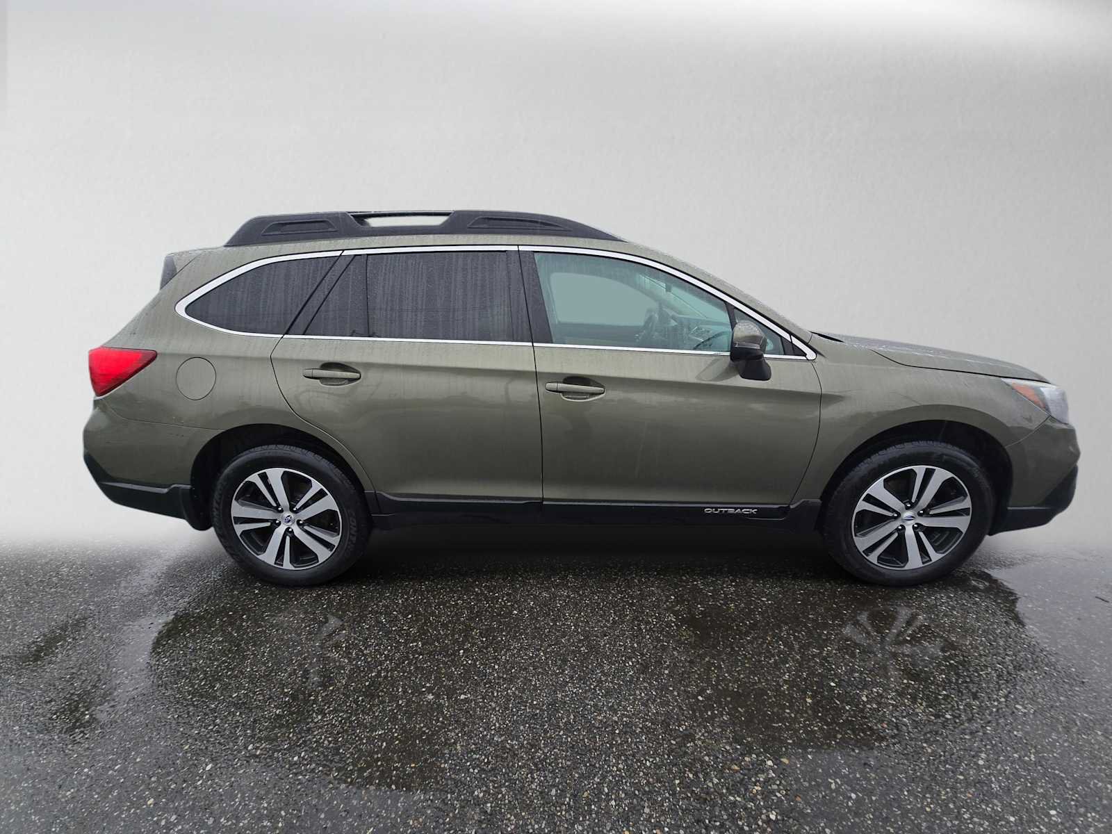 Used 2019 Subaru Outback 2.5i Limited w/ Popular Package #2 AWD/4WD image 8