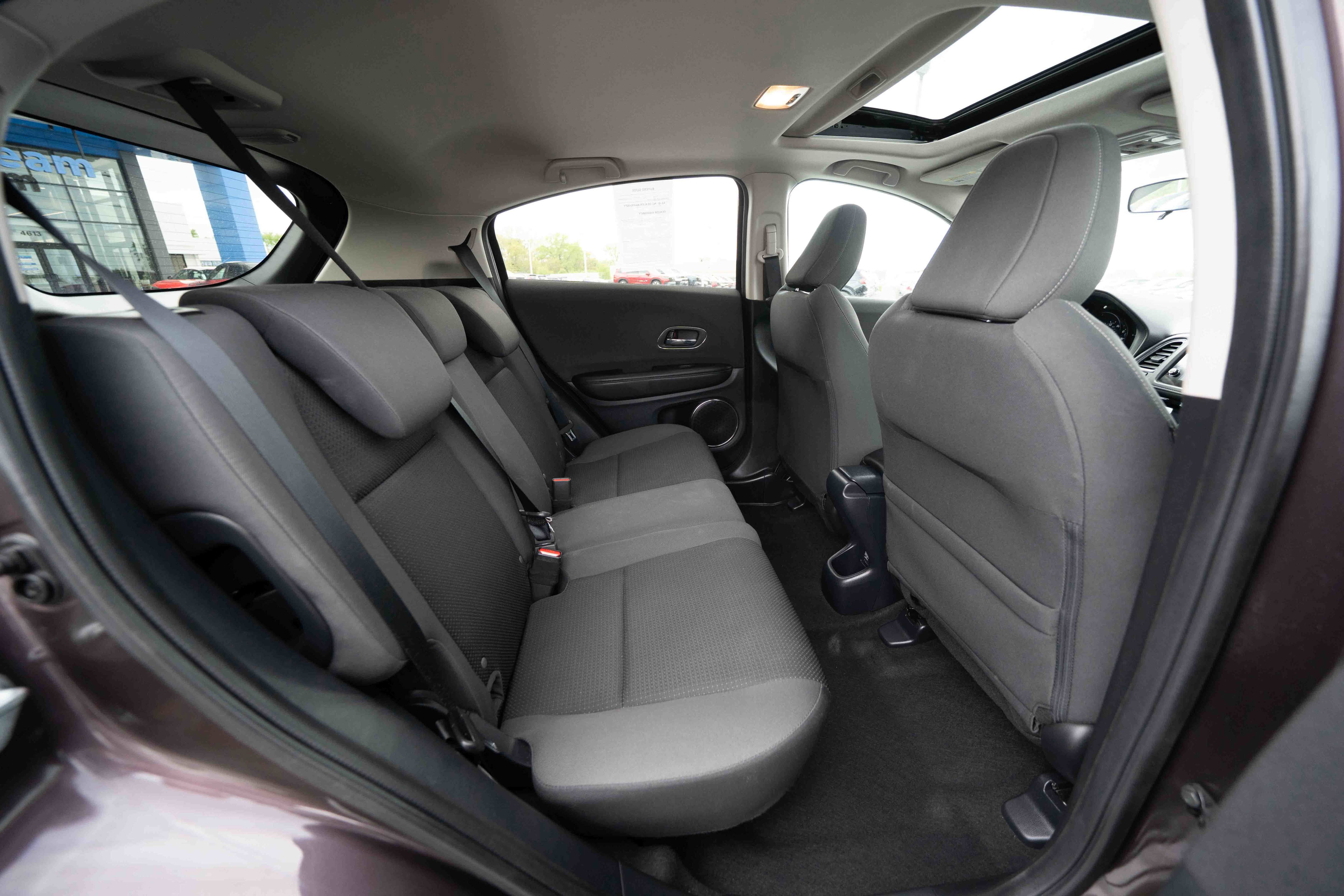 Used 2022 Honda HR-V EX image 25