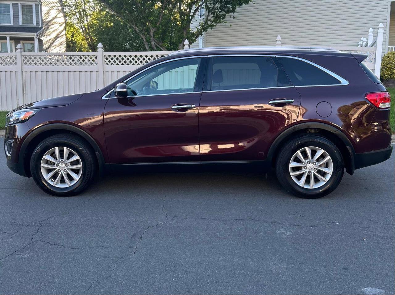 Used 2018 Kia Sorento FWD image 15
