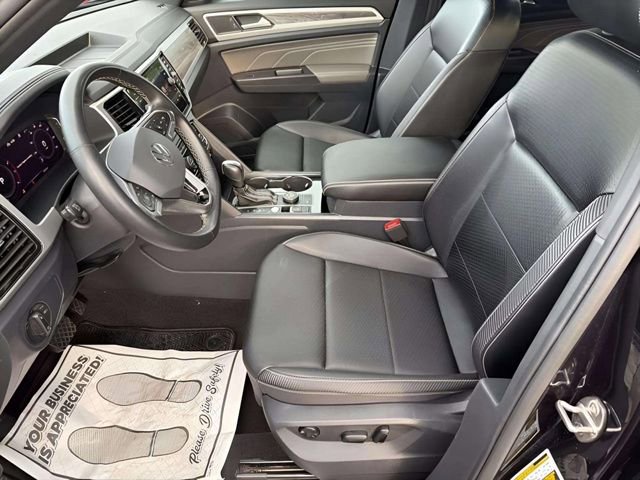 Used 2022 Volkswagen Atlas Cross Sport SE AWD/4WD image 22