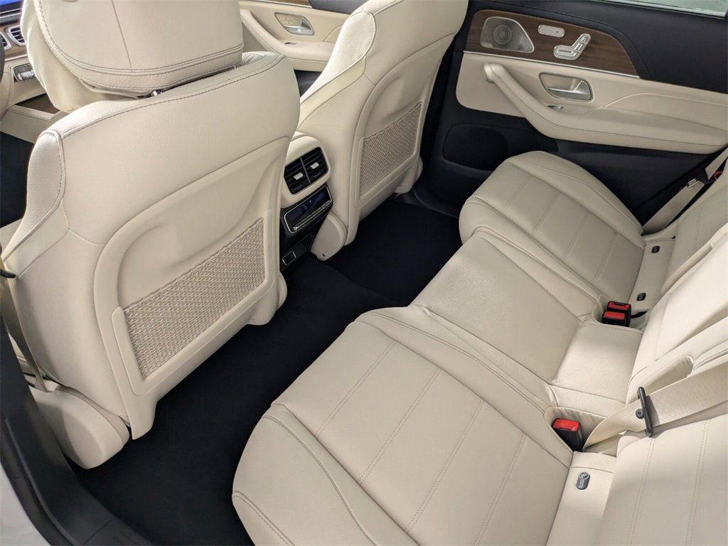 New 2026 Mercedes-Benz GLS 580 4MATIC image 12