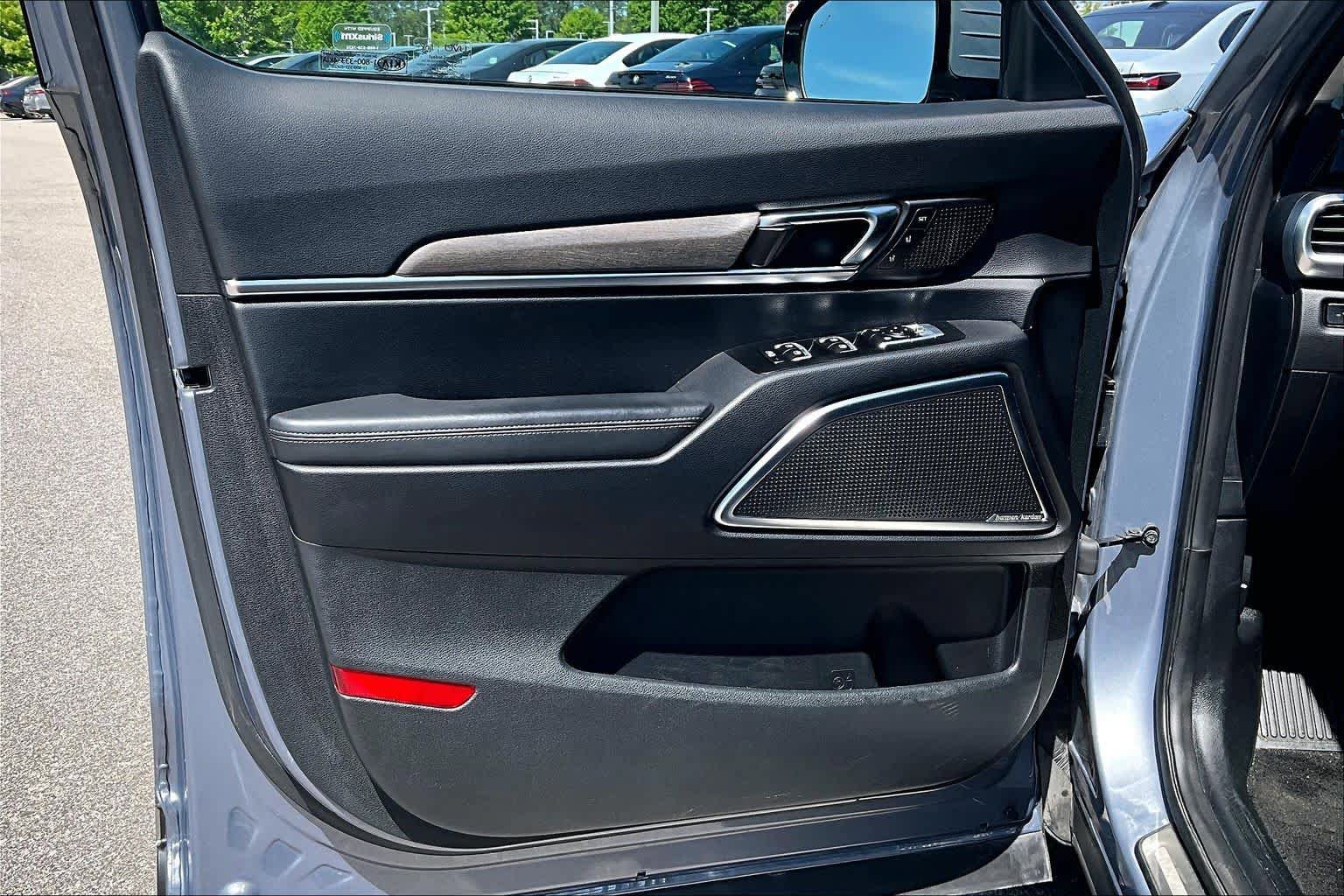 Used 2020 Kia Telluride SX w/ SX Prestige Package AWD/4WD image 24