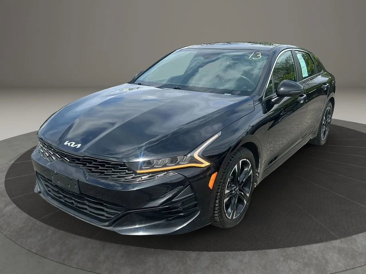 Used 2022 Kia K5 GT-Line FWD image 1