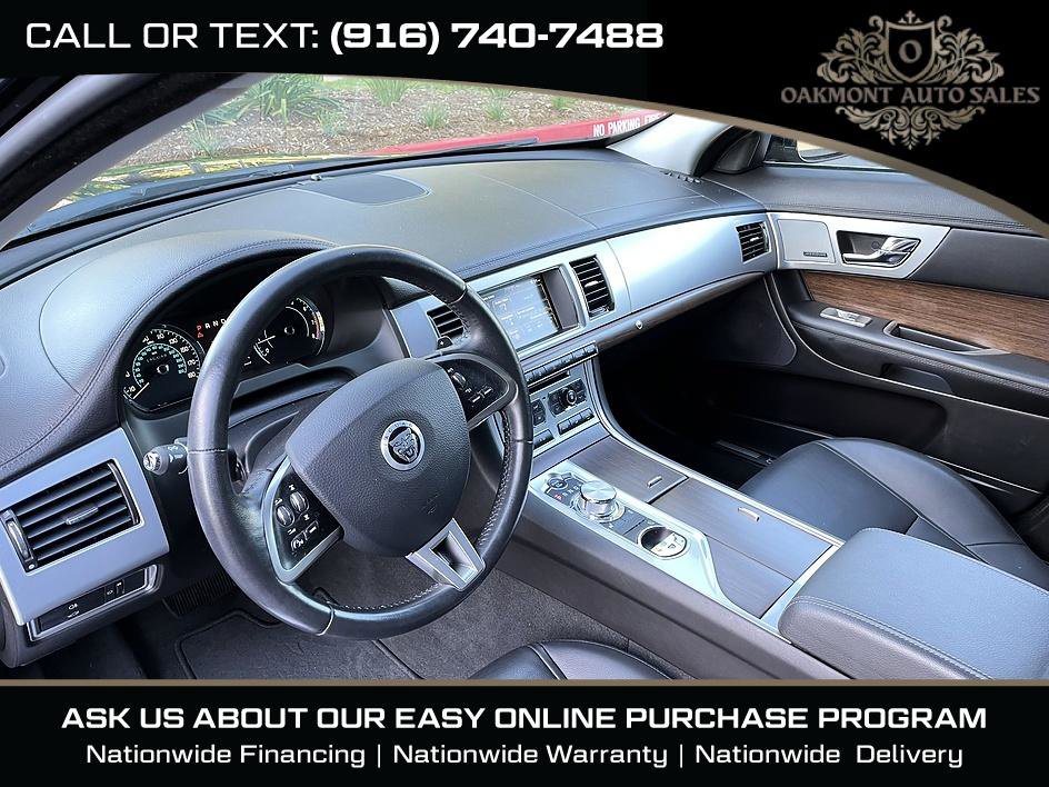 Used 2013 Jaguar XF RWD image 18