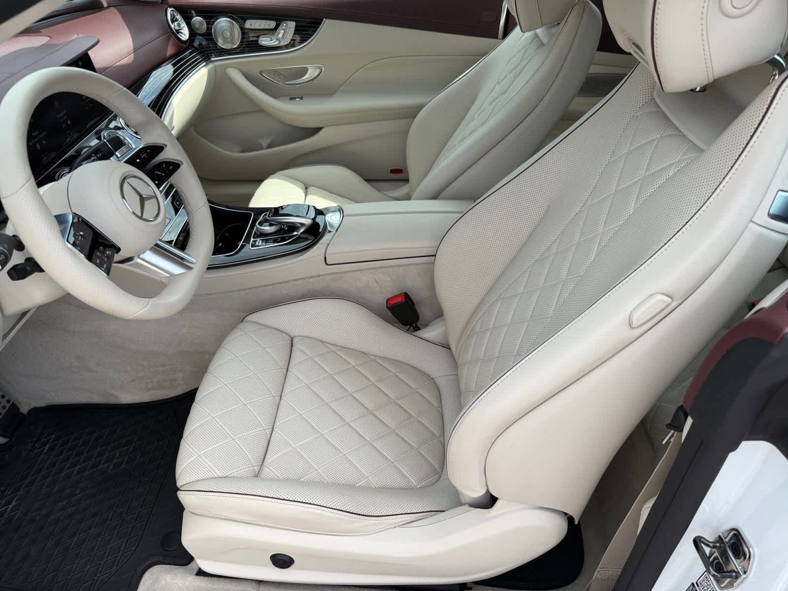 Certified 2022 Mercedes-Benz E 450 Cabriolet image 9