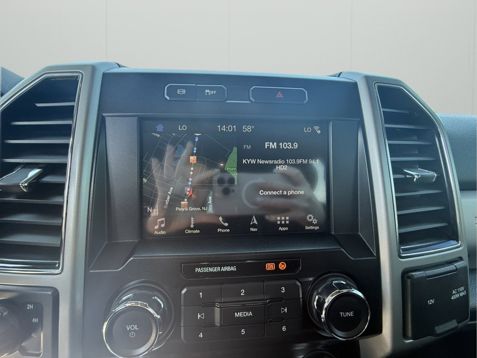 Used 2019 Ford F250 Lariat w/ Lariat Value Package image 11