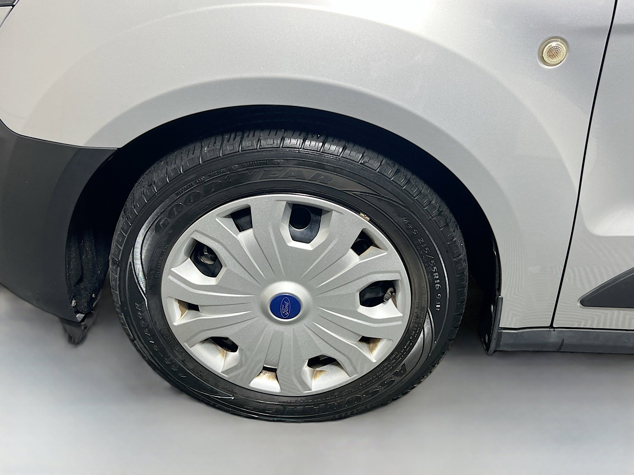 Used 2022 Ford Transit Connect XL image 13