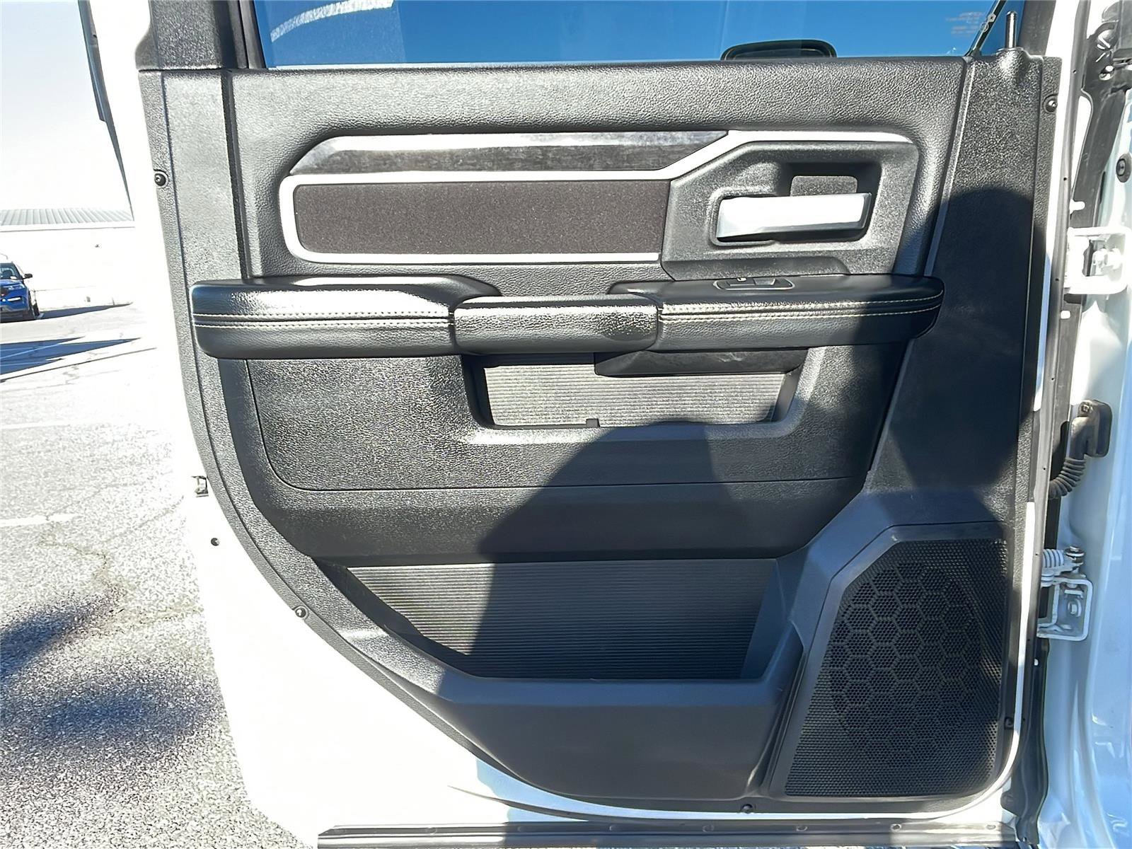 Used 2024 RAM 2500 Big Horn image 17