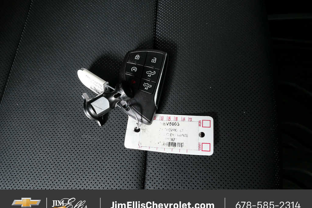 New 2025 Chevrolet Silverado EV LT image 24