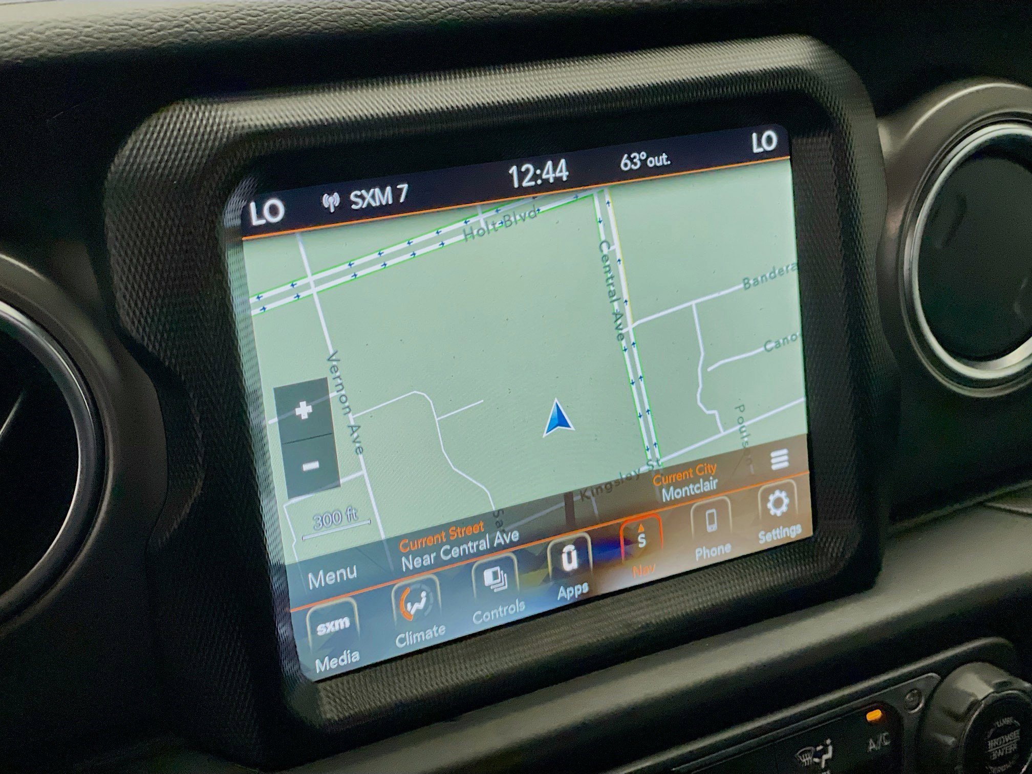 Used 2022 Jeep Wrangler Unlimited Rubicon 4xe w/ Safety Group AWD/4WD image 8