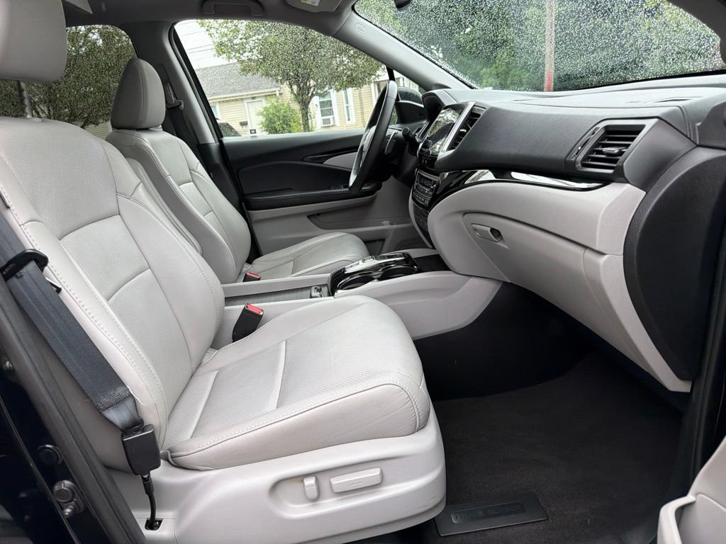 Used 2017 Honda Pilot Elite image 28