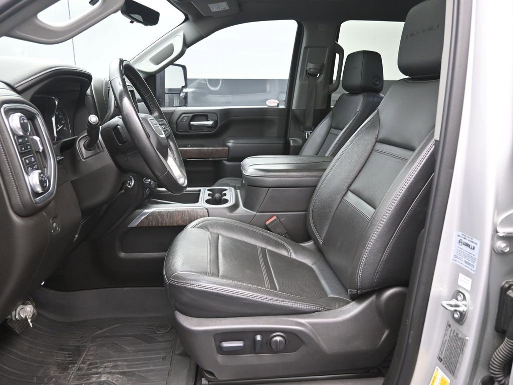 Used 2023 GMC Sierra 2500 Denali w/ Denali Ultimate Package image 18
